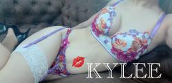 Kylee (25)