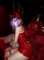 Nicole (20)
