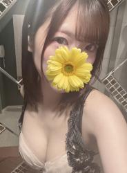 Naomi (20)